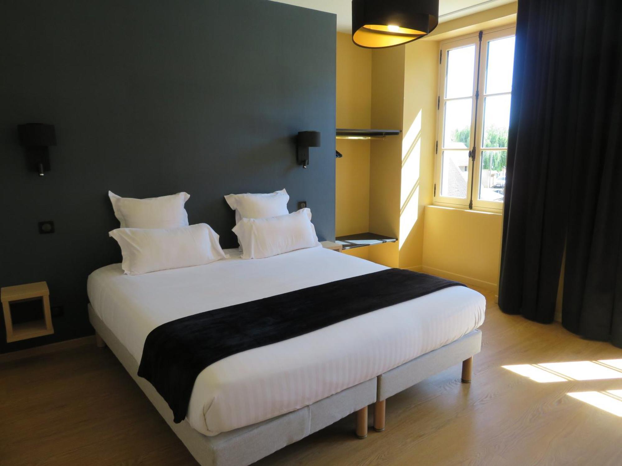 Le Relais De Montignac Hotel ภายนอก รูปภาพ