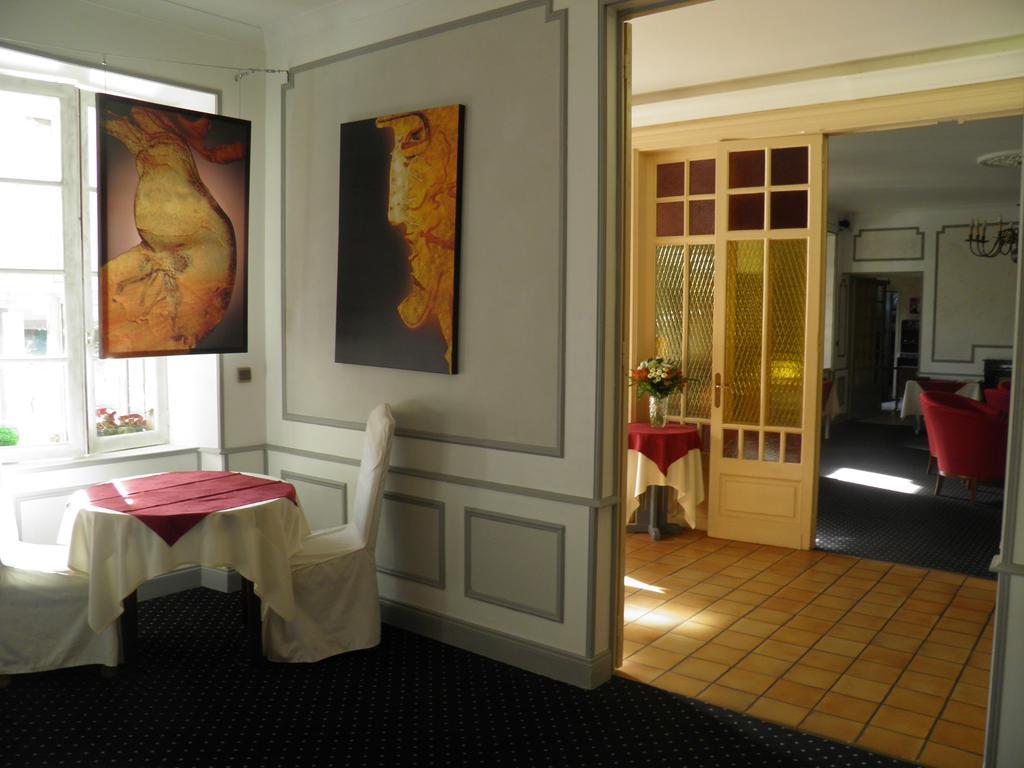 Le Relais De Montignac Hotel ภายนอก รูปภาพ